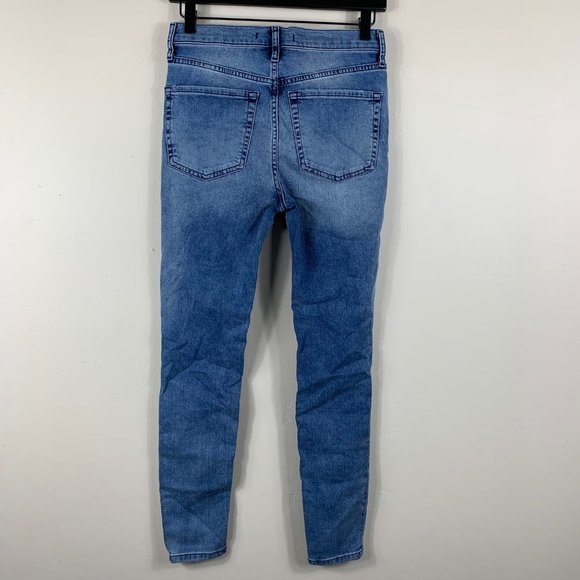 NEW Free People High Rise Busted Skinny Jean - Size  27 - Picture 8 of 8